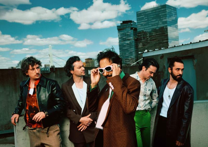 	 Feu! Chatterton Play Jouer la vidéo + Ofé